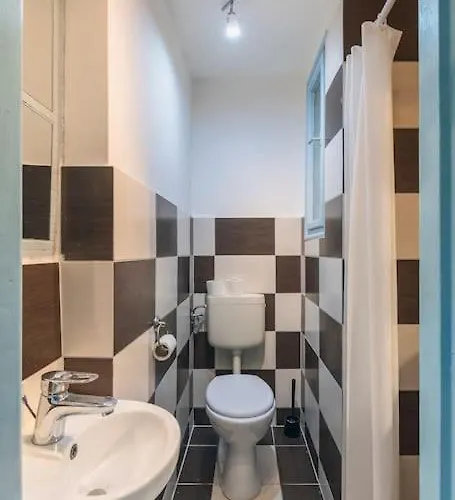 Center Apartment, Style, Location, Ac, Balcony * بودابست