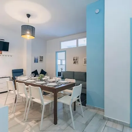 アパート Center Apartment, Style, Location, Ac, Balcony ブダペスト