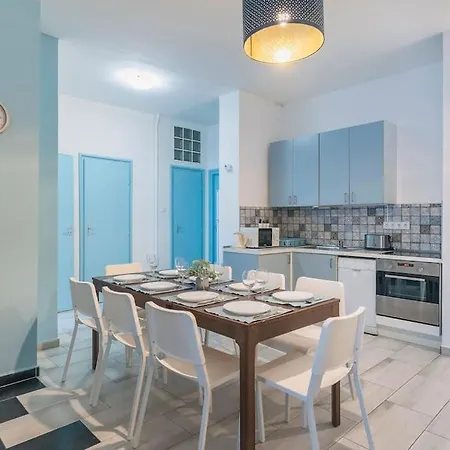 דירה Center Apartment, Style, Location, Ac, Balcony *
