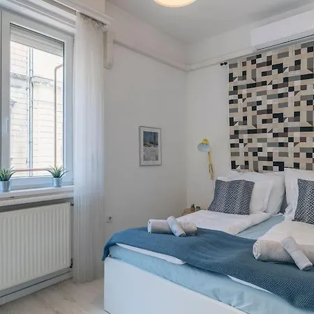 Апартаменты Center Apartment, Style, Location, Ac, Balcony *