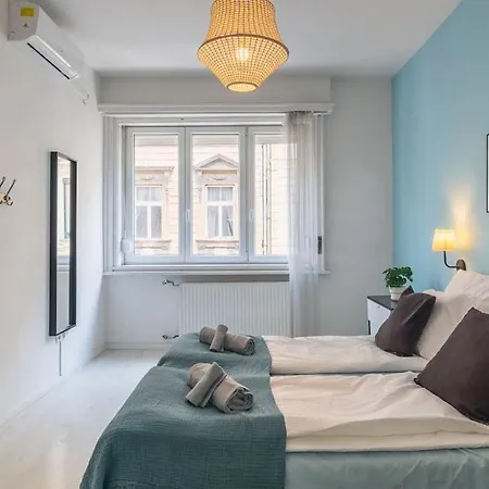 Center Apartment, Style, Location, Ac, Balcony *